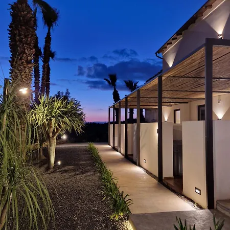 Bed & Breakfast Lekythos