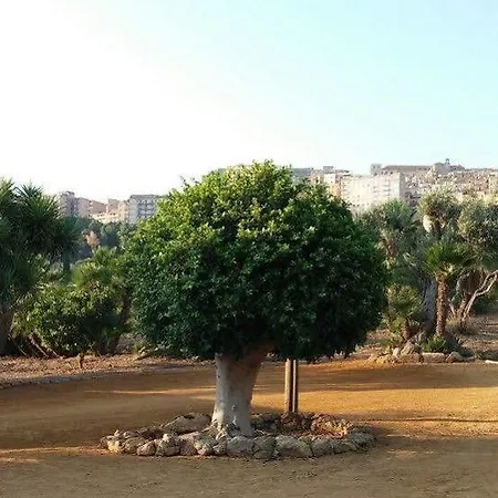 Lekythos 4* Agrigento