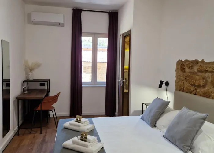 Couette-café Lekythos 4*