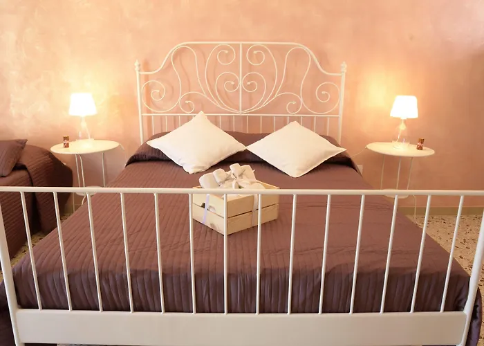 Lekythos Couette-café 4*