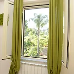 Lekythos Bed & Breakfast
