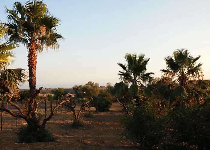 Bed & Breakfast Lekythos 4*