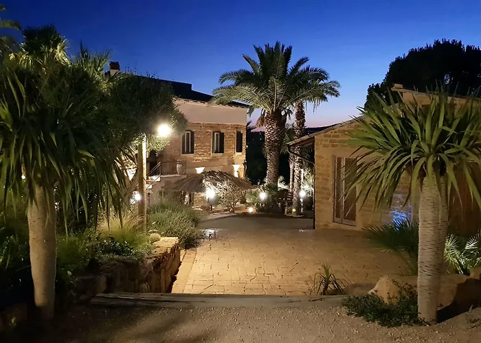 Bed & Breakfast Lekythos