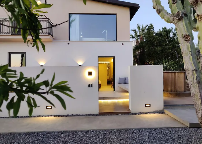 Lekythos Bed & Breakfast 4*